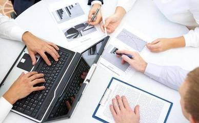 云服務推動IT服務外包行業深度變革，基礎軟件服務面臨三大挑戰